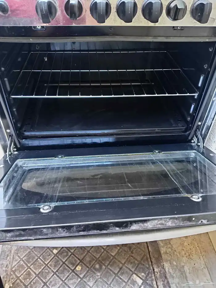 غاز 5 عيون للبيع نضيف شرط 2