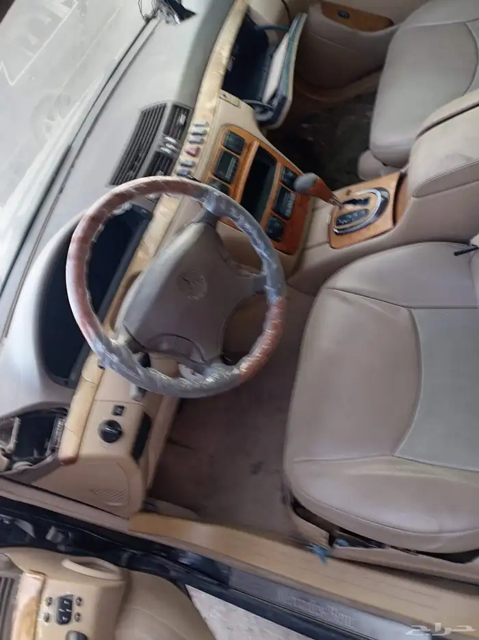 يوجد لدينا جميع انواع قطع غيار مرسيدس تشليح 6