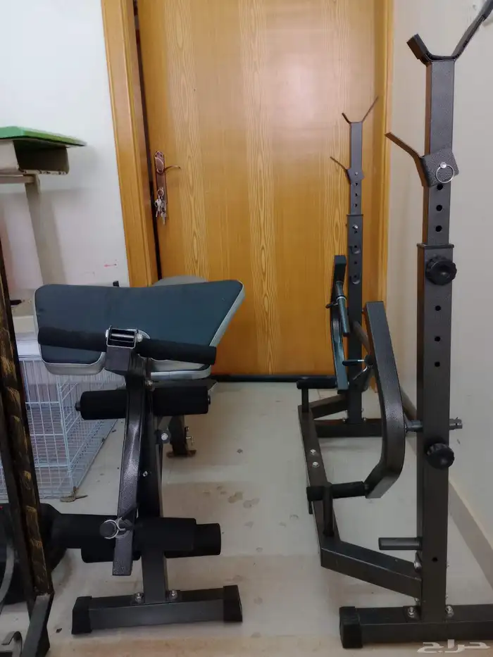 شنطة اوزان 50كيلو وجهاز رفع اثقال و الكرسي مستعمل 3 شهور650 5