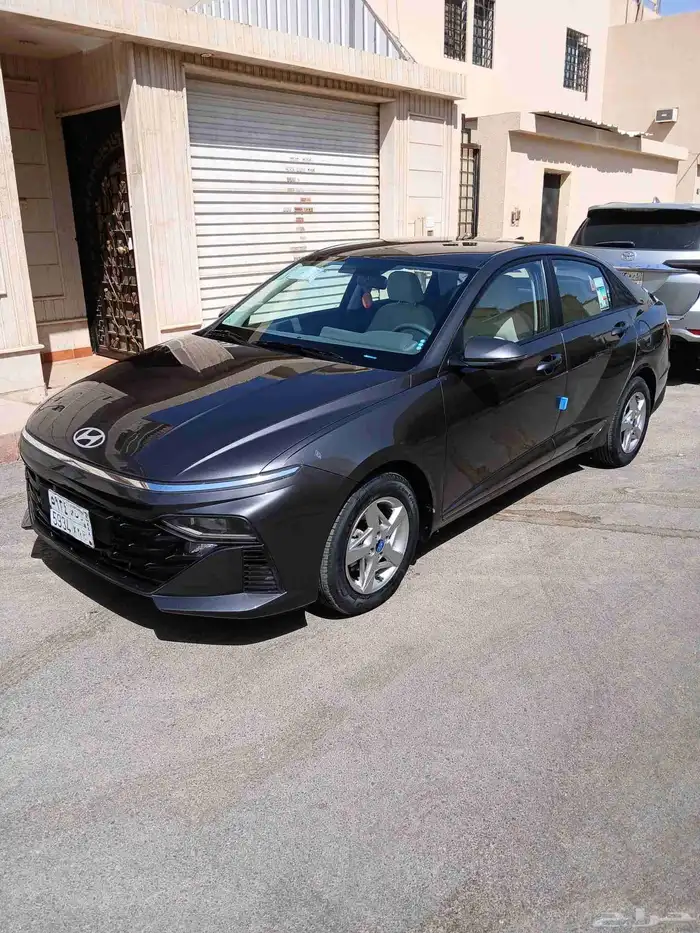 اكسنت 2024 جنوط شاشه مثبت 1