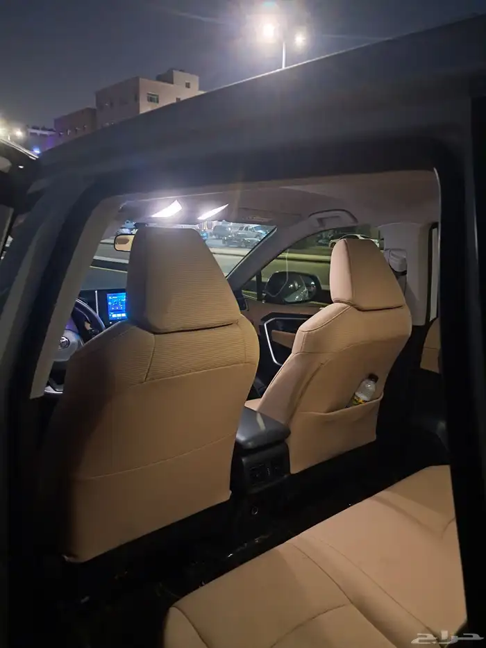 تويوتا راف فور 2023 1