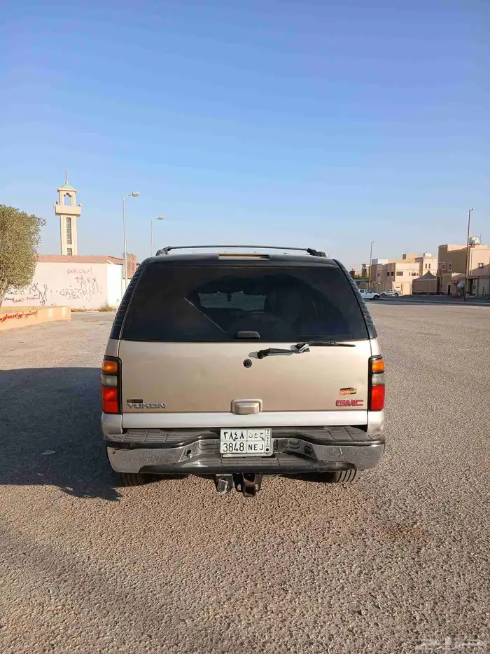 جمس يوكن موديل 2005 قير تماتيك نظيف..مغير جميع استهلاكياته 3