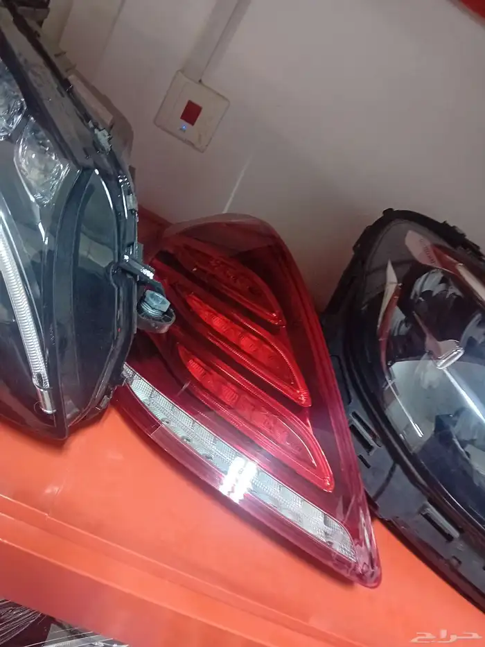 قطع غيار مرسيدس 4