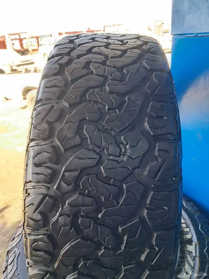 طقم كفرات حجري 285 70 17 2