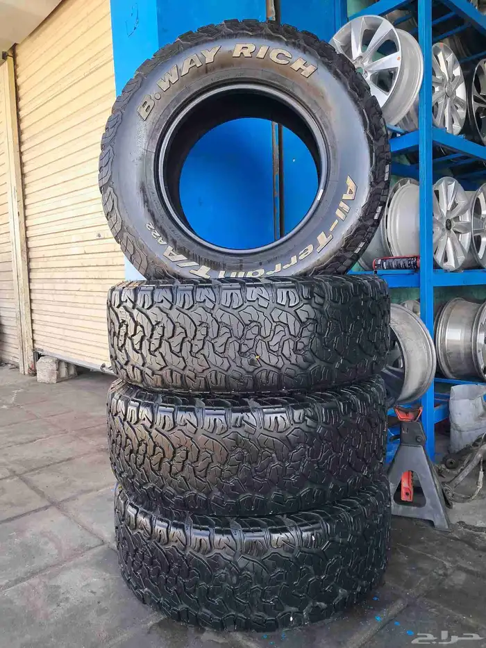 طقم كفرات حجري 285 70 17 0