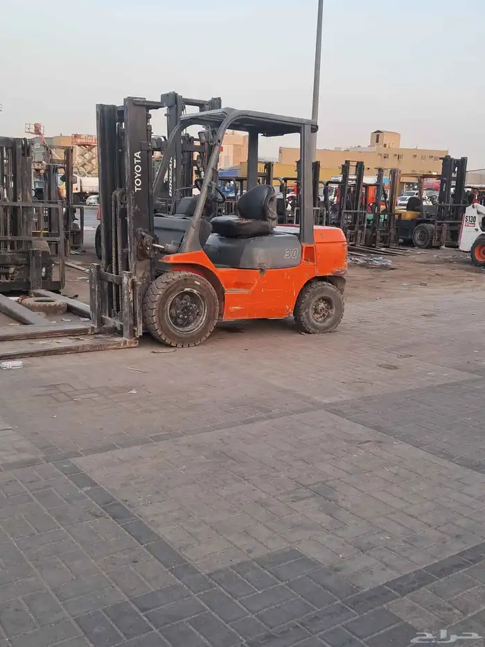 رافعه شوكيه فركلفت للإيجار 0