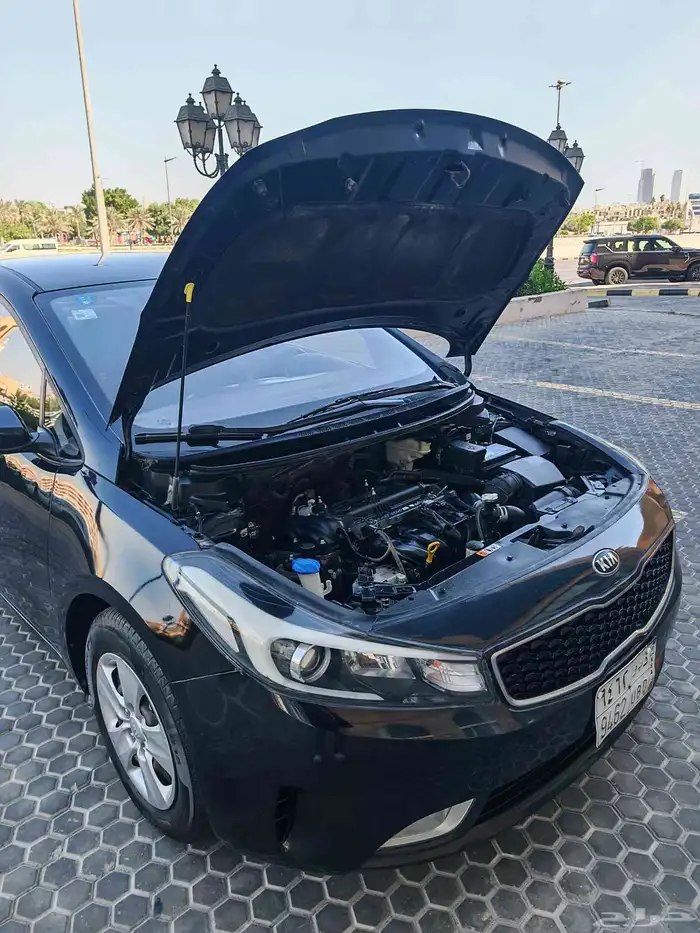 كيا سيراتو 2017 توماتيك ممشى قليل 12