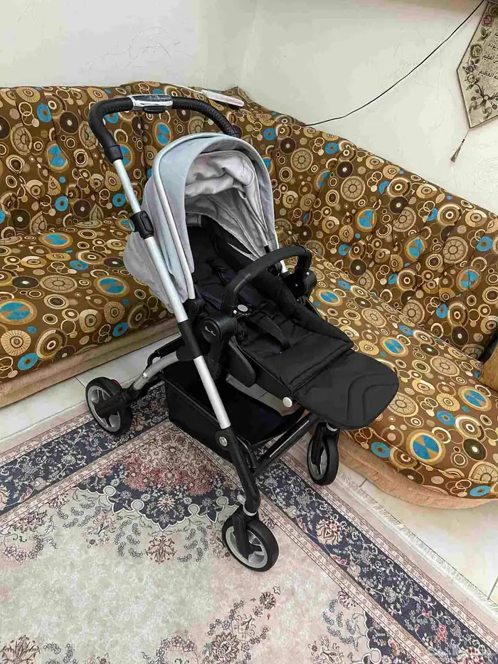 عربيه اطفال سيلفر كروس حالتها ممتازه جدا اتجاهين 3