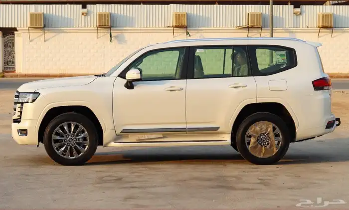 تويوتا لاندكروزر GXR. L4ديزل موديل 2024 8