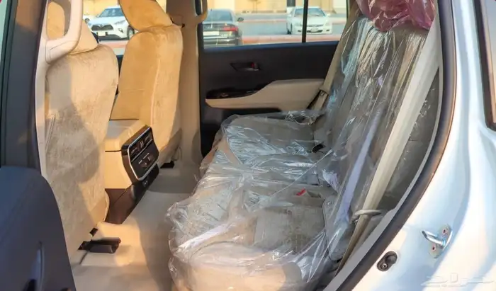 تويوتا لاندكروزر GXR. L4ديزل موديل 2024 15