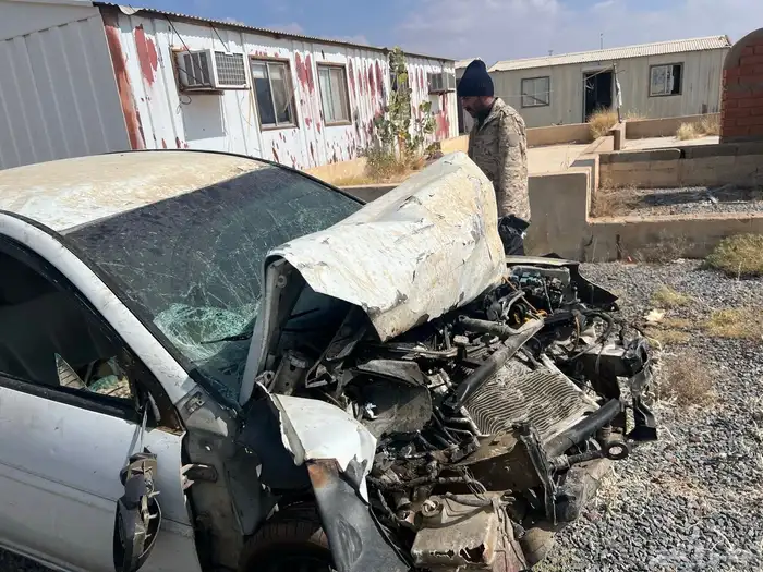 اكسنت 2011 البيع تشليح كامل مصدوم 3