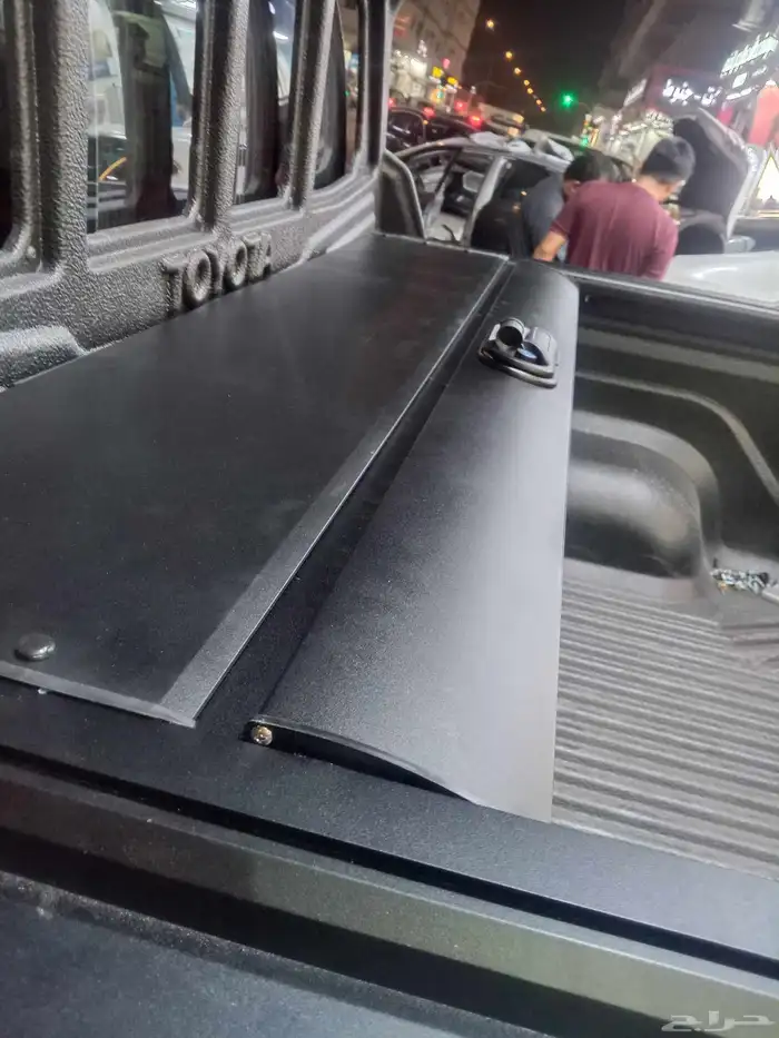 غطاء حوض سحاب هيلوكس غمارتين 2025 9