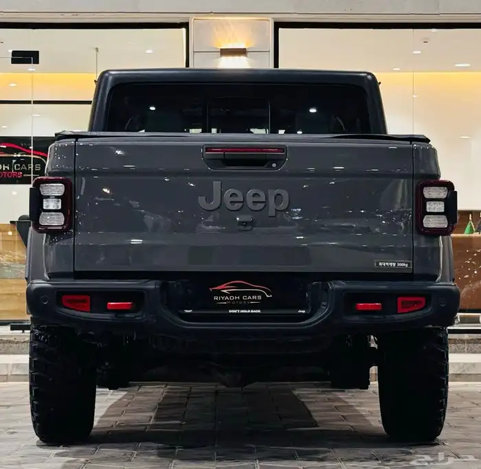 جيب جلاديتور 2021 روبيكون ( بحالة ممتازة ) 3
