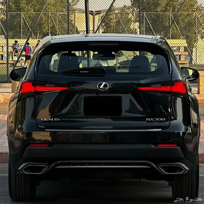 لكزس NX300 2021 اف سبورت 1