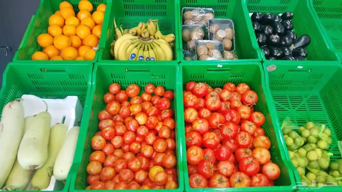 للتقبيل محل خضار وفواكه في تبوك 3