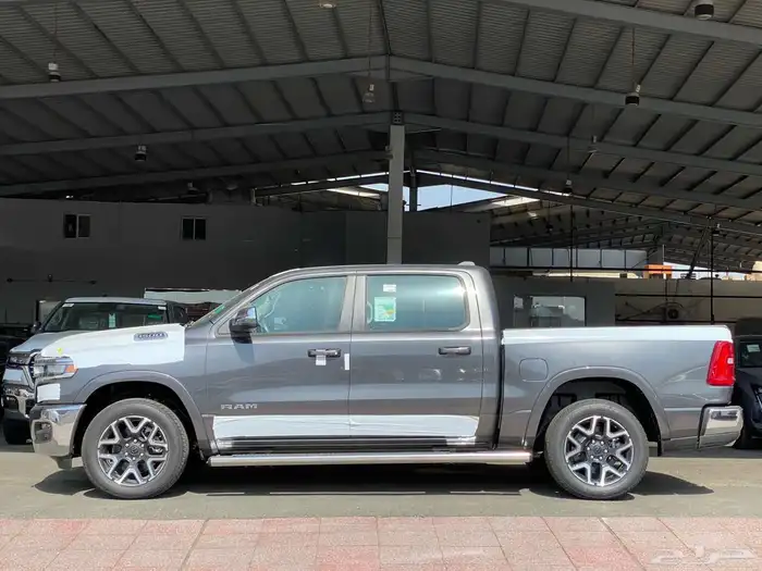 دودج رام 1500 لارامي موديل 2025 اقل سعر في السوق 7