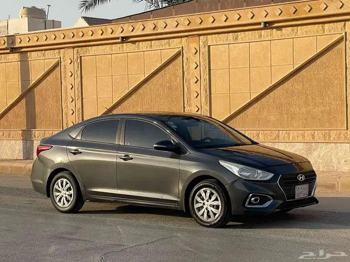 اكسنت 2020 استاندر نظيف جدا 1