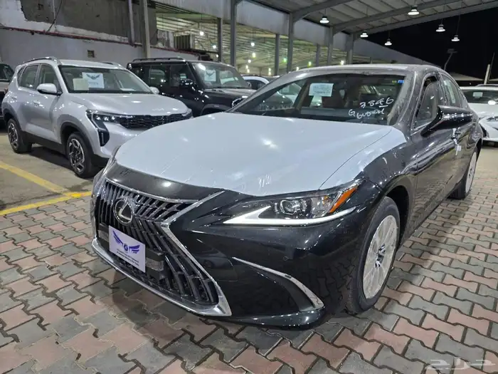 لكزس e250. 2025. متاح كاش وتقسيط 2