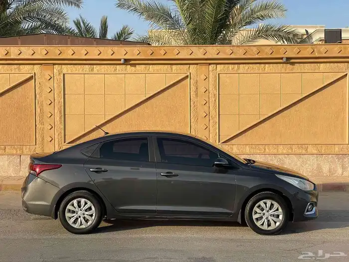 اكسنت 2020 استاندر نظيف جدا 4