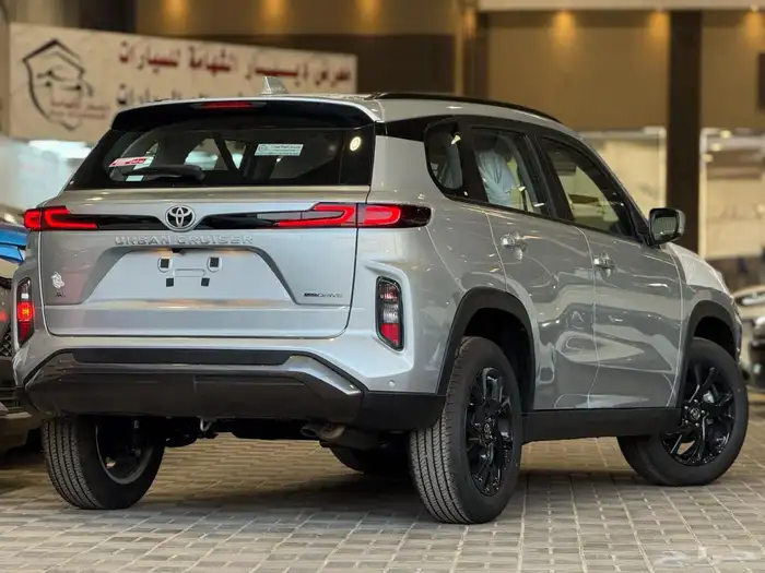 تويوتا أوربان كروزر 2026 ستاندر وفل كامل 5