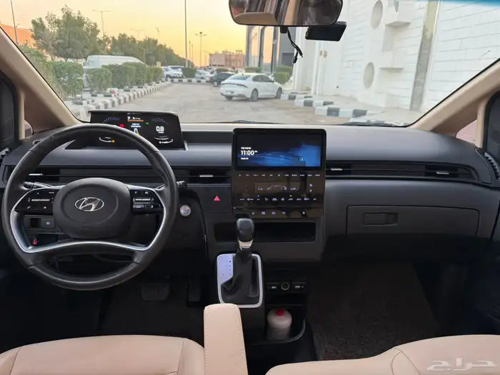 هونداي ستاريا 2022 9