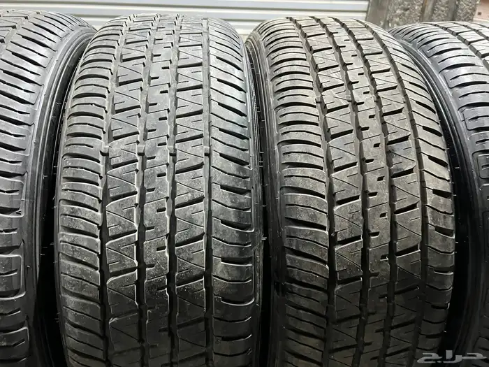 جنوط لاندكروزر اصلي وكاله مع كفرات دنلوب وكاله مقاس 20 23