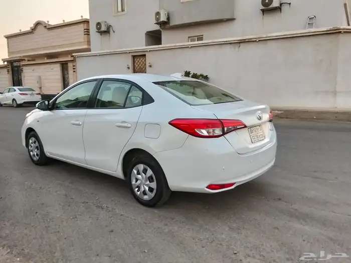 تويوتا يارس 2022 15