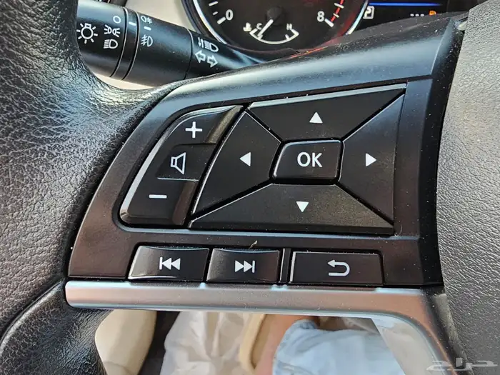 نيسان اكس تريل2022 11