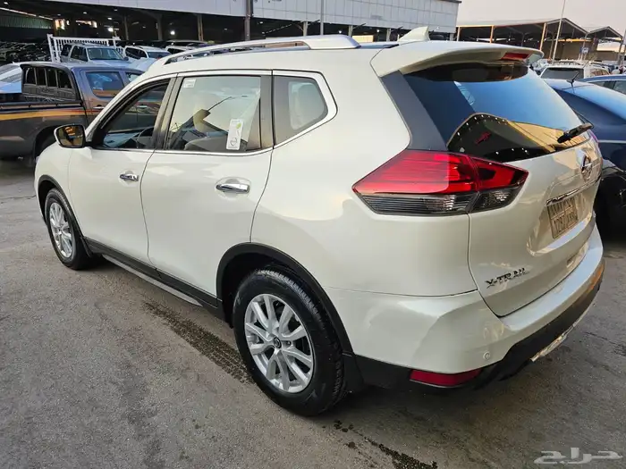 نيسان اكس تريل2022 3