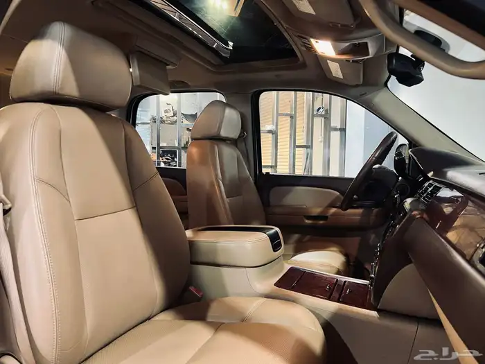 تاهو LTZ 2009 بحاله ممتازه 10