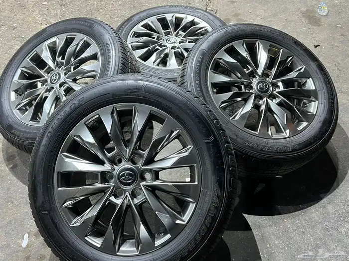 جنوط لاندكروزر اصلي وكاله مع كفرات دنلوب وكاله مقاس 20 36