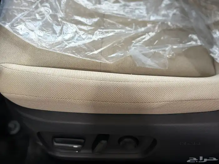 كامري 2025 E استاندر سعودي ابيض اسود تيتانيوم كحلي 6