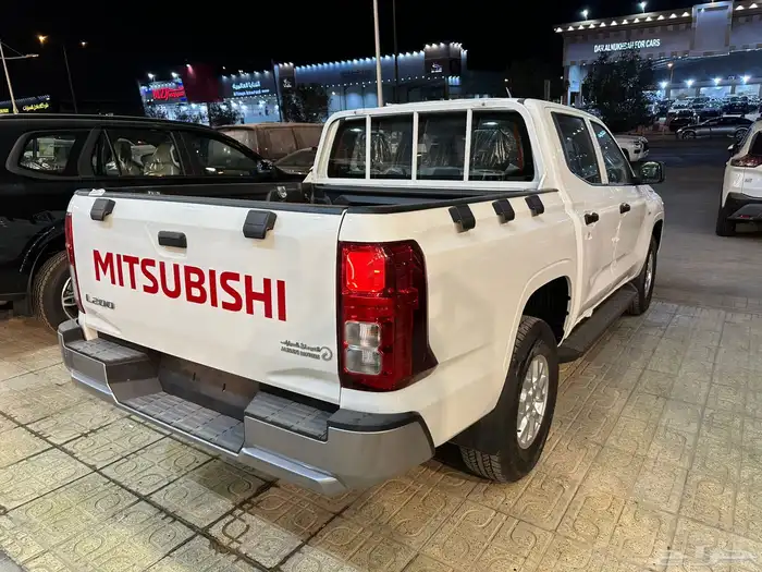 مستوبشي L2000 دبل قير عادي بطاقه جمركيه 5