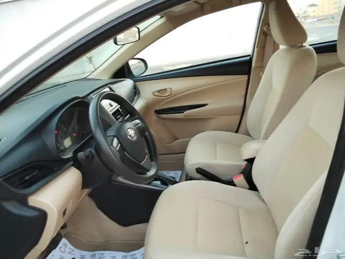 تويوتا يارس 2022 23