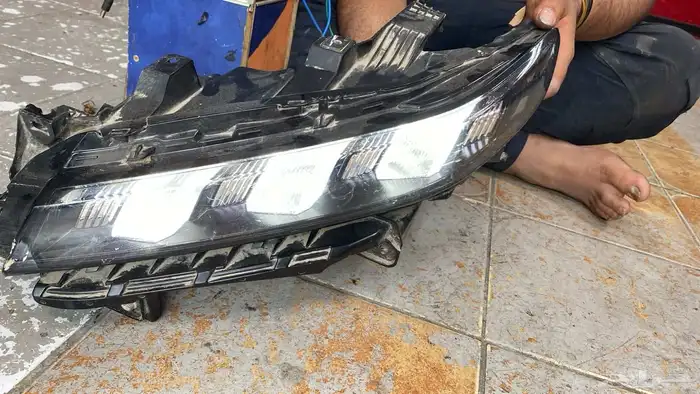 لليد واشاره امامي واسطب خلفي يمين سيزوكي فرونكس 2024 اصلي 5