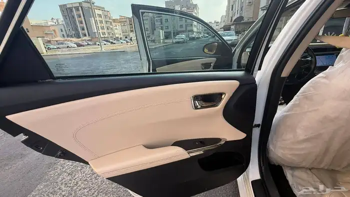 تويوتا افالون 2015 15