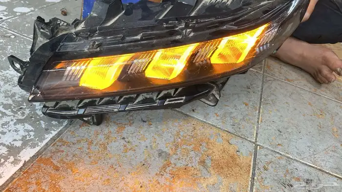 لليد واشاره امامي واسطب خلفي يمين سيزوكي فرونكس 2024 اصلي 4