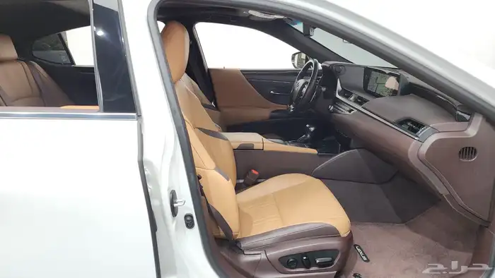 للاستيرادمن كوريا  لكزس ES300 2021 3