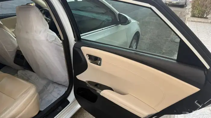 تويوتا افالون 2015 14