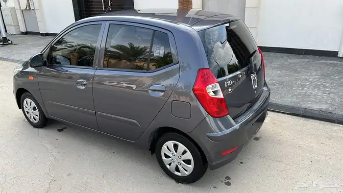 هونداي i10 سعودي وكاله الوعلان مخزنه موديل 2015 5