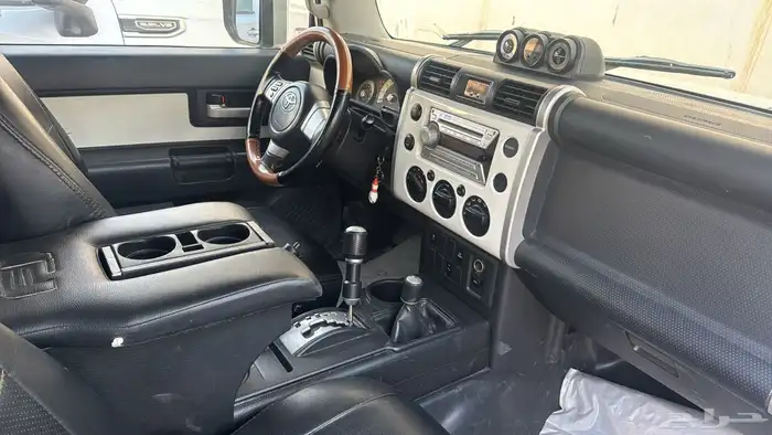 تويوتا اف جي موديل 2010 8