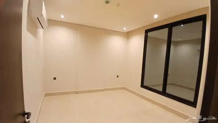 شقة للايجار في الشعلة بمدخلين 9