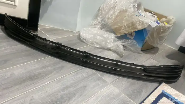 للبيع قماشات أكسنت 2007 لين 2011   شبك تحت بدون كشافات 1