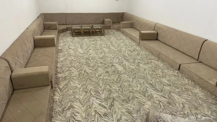 مجلس كامل بملحقاته 0