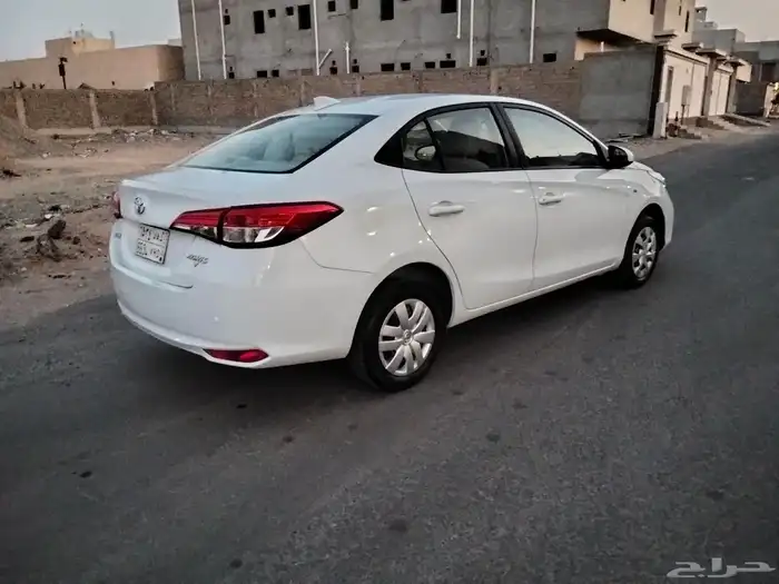 تويوتا يارس 2022 10