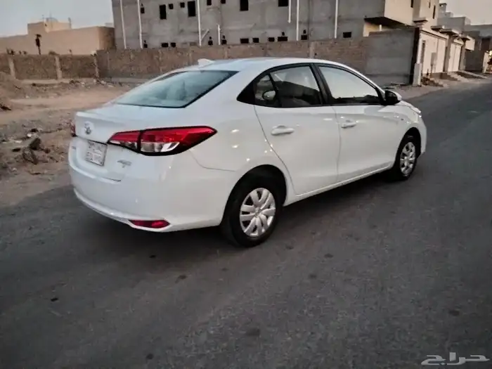 تويوتا يارس 2022 13