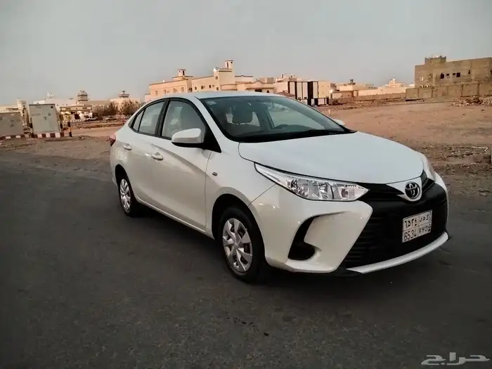 تويوتا يارس 2022 3