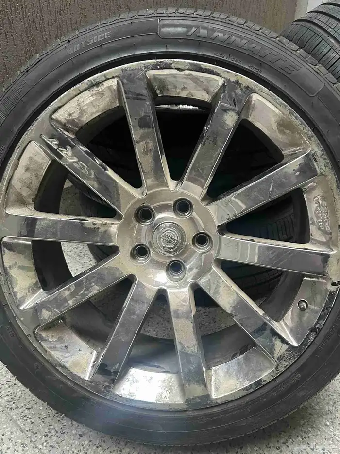 جنوط srt ألمنيوم اصليه كليزلر موديل 2007 2