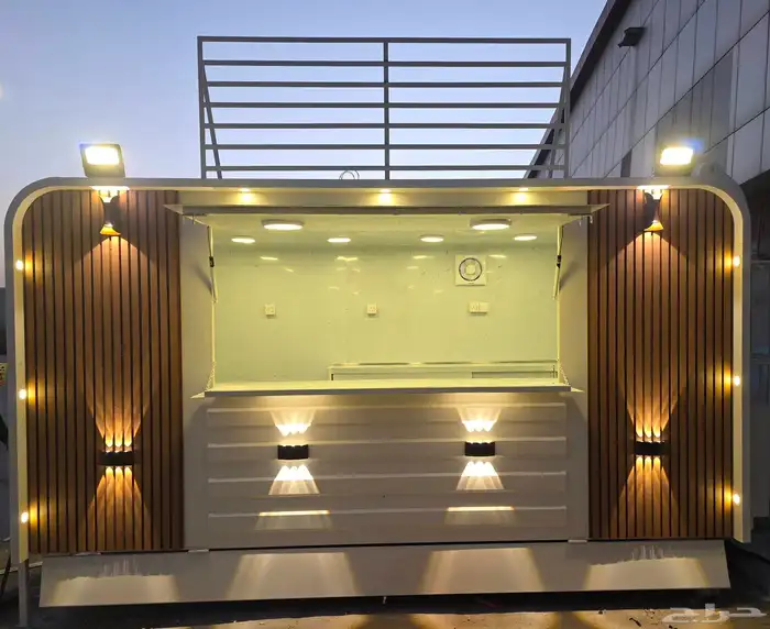 مواصفات العربه -1- مطبخ كامل مصنوع من الاستيل 2 جدران و 6