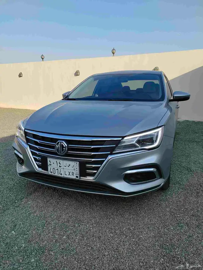 ام جي 5 2023 نص فل شبه جديد 0